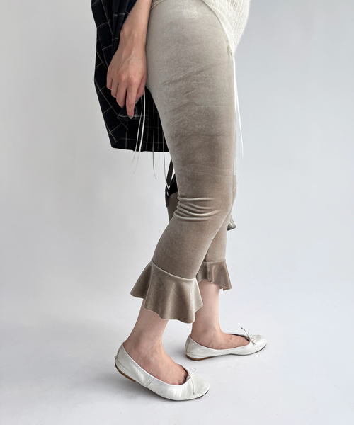 EDIT. FOR LULU(エディットフォールル)の「【SIMONE WILD/シモーネ ワイルド】VELVET VOLANT CAPRI(スラックス・レディース・イエロー・SMALL/MEDIUM)」の4枚目の写真