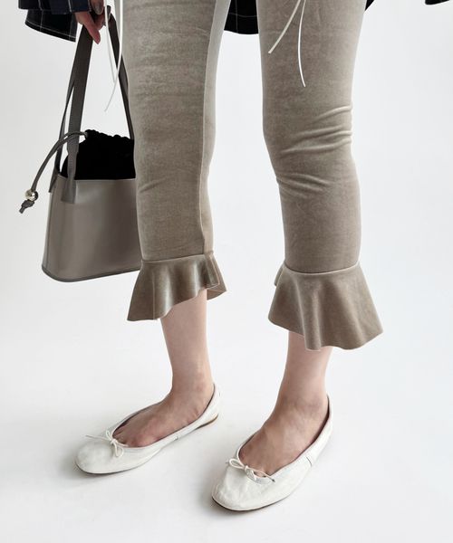 EDIT. FOR LULU(エディットフォールル)の「【SIMONE WILD/シモーネ ワイルド】VELVET VOLANT CAPRI(スラックス・レディース・イエロー・SMALL/MEDIUM)」の5枚目の写真