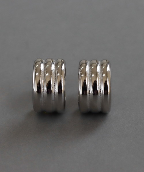 abaskdesign(アバスクデザイン)の「金属アレルギー対応 多重フープピアス(ピアス(両耳用)・レディース・シルバー/ゴールド・FREE)」の11枚目の写真