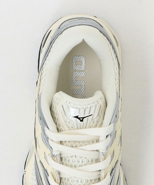MIZUNO(ミズノ )の「<MIZUNO> WAVE PROPHECY LS(スニーカー・レディース・ホワイト・26.5cm/23.5cm/25.5cm/24.5cm)」の7枚目の写真
