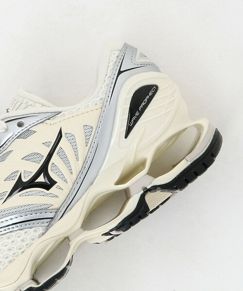 MIZUNO(ミズノ )の「<MIZUNO> WAVE PROPHECY LS(スニーカー・レディース・ホワイト・26.5cm/23.5cm/25.5cm/24.5cm)」の9枚目の写真