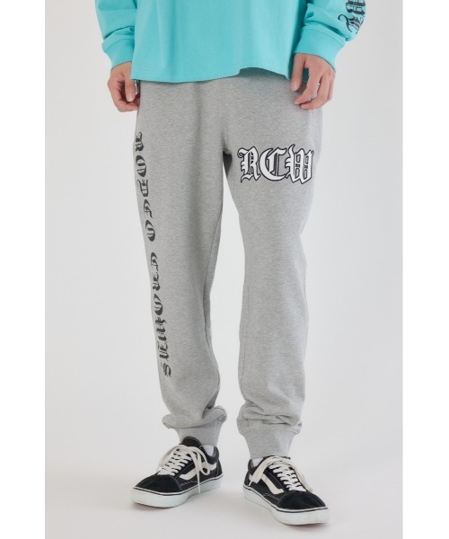 RODEO CROWNS WIDE BOWL（ロデオクラウンズワイドボウル）の「Blackletter パンツ（スウェットパンツ・メンズ・ブラック/ホワイト/杢グレー・LARGE/MEDIUM）」の3枚目の写真