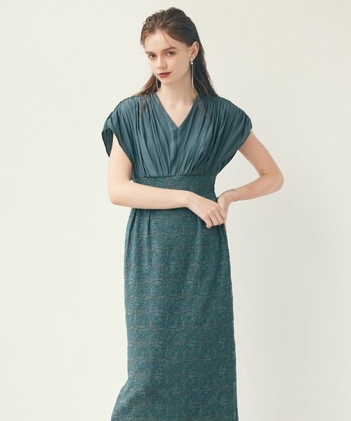 AIMER(エメ)の「割繊サテン×ラッセルレースハイウエストタイトパーティードレス 結婚式 お呼ばれ ドレス 20代 30代 40代(ドレス・レディース・グリーン/ベージュ/ブラック・MEDIUM)」の4枚目の写真
