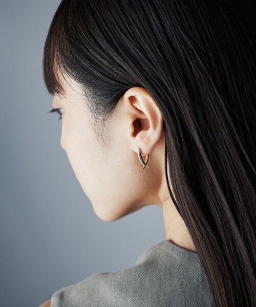 スナップピアス] シャープ コンビカラー（ピアス（両耳用））｜Jouete