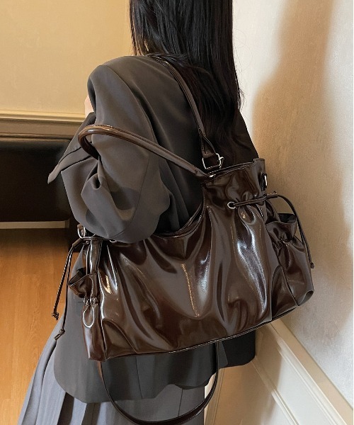 FREE STYLISTS(フリー スタイリスト)の「Y2K レトロ ショルダーバッグ 2WAY/A4対応大容量(ショルダーバッグ・レディース・ダークブラウン・FREE)」の13枚目の写真