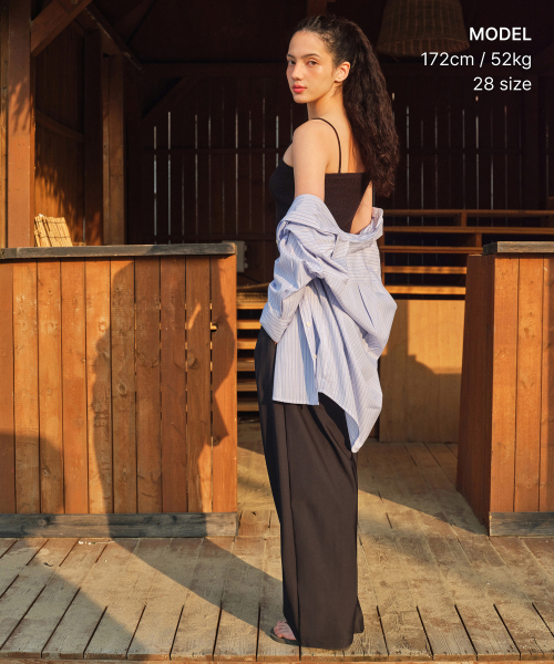 MUSINSA STANDARD WOMAN（ムシンサスタンダードウーマン）の「ウィメンズクーリングディープタックワイドバンディングパンツ[ブラック]（その他パンツ・レディース・その他・30/24/26/28）」の2枚目の写真