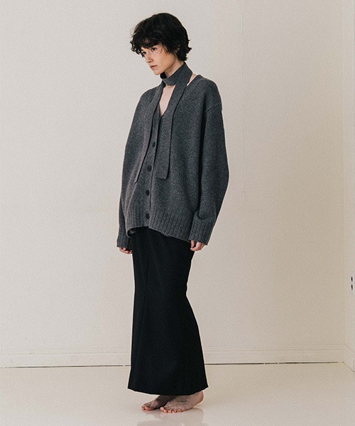 CREDONA(クレドナ)の「HAMILTON KNIT CARDIGAN/ハミルトンニットカーディガン(カーディガン/ボレロ・レディース・グレー/アイボリー・FREE)」の11枚目の写真