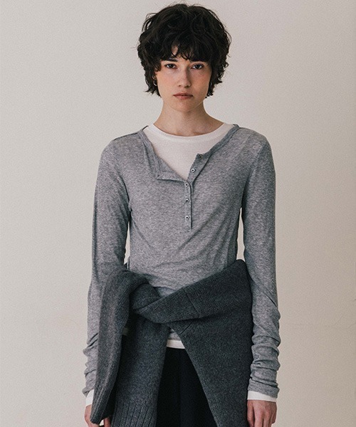 CREDONA(クレドナ)の「HAMILTON KNIT CARDIGAN/ハミルトンニットカーディガン(カーディガン/ボレロ・レディース・グレー/アイボリー・FREE)」の20枚目の写真