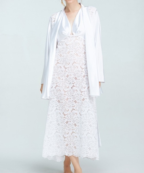 ANNEBRA（アンブラ）の「Melodie レースコンビガウン（ガウン/バスローブ・レディース・ブラック/ホワイト・F）」の6枚目の写真