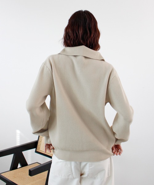 ABYS(アビス)の「ボタンデザイン2WAYハイネックニット(ニット/セーター・レディース・ベージュ/チャコールグレー/カーキ・FREE)」の5枚目の写真