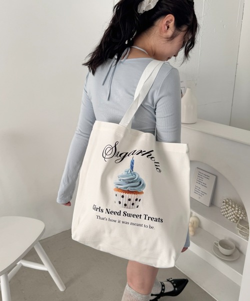Loueme（ルエム）の「ファンシーカップケーキトートバッグ（トートバッグ・レディース・ナチュラル/ブラック/ホワイト・FREE）」の16枚目の写真
