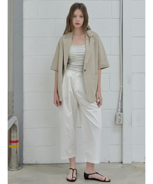 AVANT-G(アバン)の「Linen Overfit Basic Tailored Jacket - Beige(テーラードジャケット・レディース・その他・FREE)」の7枚目の写真