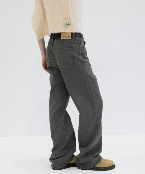 LEVAR(レバー)の「Relaxed Fit Denim - Stone Khaki(デニムパンツ・レディース・その他・XS-Short/S-Short/M-Short/XS-Long/S-Long/M-Long)」の2枚目の写真