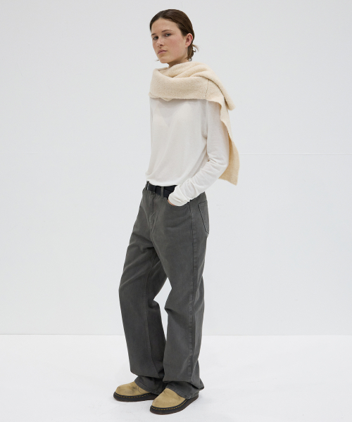 LEVAR(レバー)の「Relaxed Fit Denim - Stone Khaki(デニムパンツ・レディース・その他・XS-Short/S-Short/M-Short/XS-Long/S-Long/M-Long)」の3枚目の写真