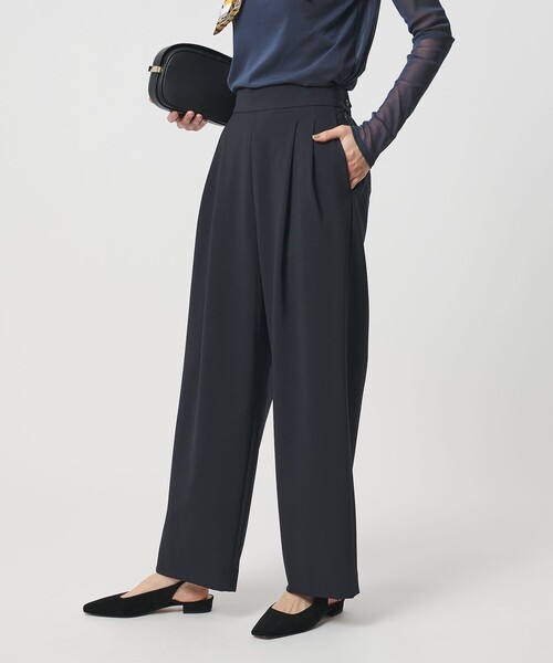 UNITED ARROWS(ユナイテッドアローズ)の「T/W ワイドパンツ ‐ウォッシャブル‐(スラックス・レディース・オフホワイト/ダークブラウン/ネイビー・38/36/34)」の11枚目の写真