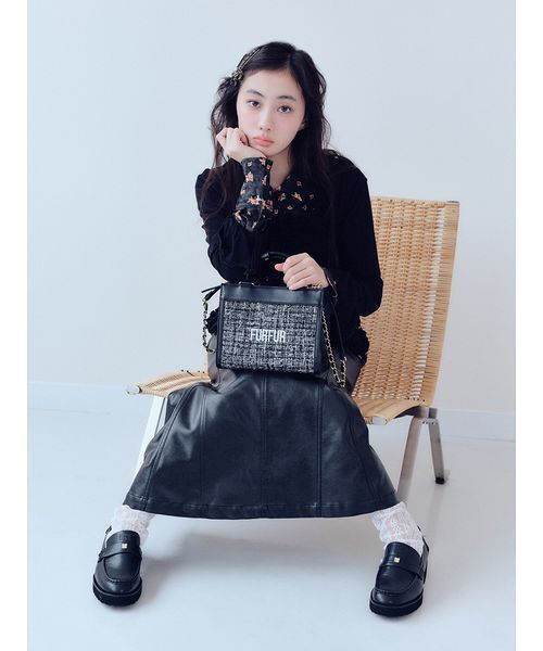 FURFUR(ファーファー)の「ミニリボンカシメローファー(ローファー・レディース・オフホワイト/ブラック/ブラウン・36/37/38)」の14枚目の写真