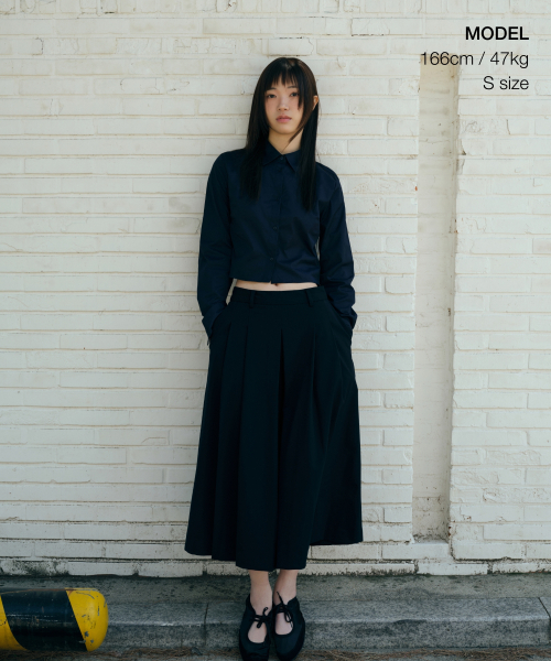 MUSINSA STANDARD WOMAN（ムシンサスタンダードウーマン）の「ウィメンズスリムフィットクロップシャツ[ダークネイビー]（シャツ/ブラウス・レディース・その他・LARGE/MEDIUM/SMALL/X-SMALL）」の7枚目の写真
