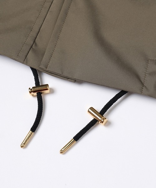 CULLNI(クルニ)の「Three-Layer Taffeta Zip Up Short Coat(ステンカラーコート・メンズ・ブラック/カーキ・0/1/2)」の12枚目の写真