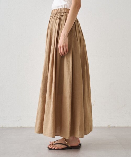 LOUNGEDRESS(ラウンジドレス)の「リネンタックギャザースカート(スカート・レディース・オフホワイト/ネイビー/キャメル/ブラック・FREE)」の14枚目の写真