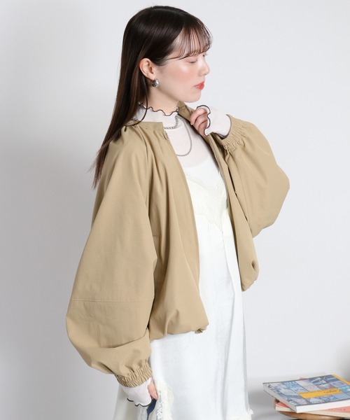 cepo（セポ）の「バルーンジップギャザーブルゾン（ブルゾン・レディース・チャコール/ベージュ/オフホワイト・M）」の15枚目の写真