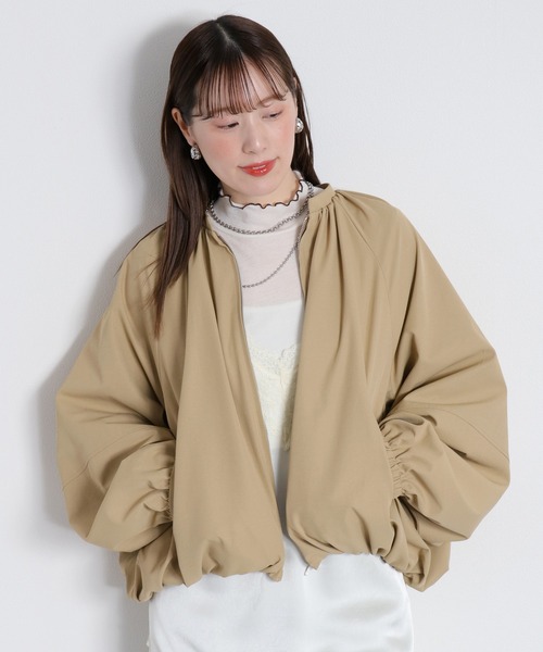 cepo（セポ）の「バルーンジップギャザーブルゾン（ブルゾン・レディース・チャコール/ベージュ/オフホワイト・M）」の14枚目の写真