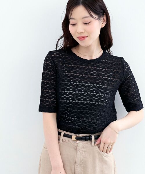 le.coeur blanc（ルクールブラン）の「《WEB限定アイテム》ストレッチレースハーフスリーブプルオーバー（Tシャツ/カットソー・レディース・オフホワイト/ブラック・38）」の5枚目の写真
