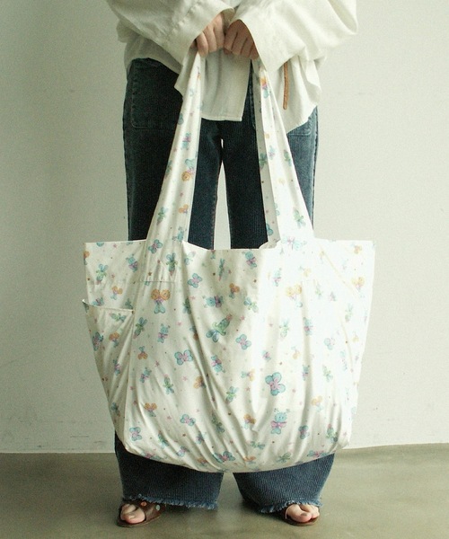 igi(イジ)の「igi×Ema Gaspar - LITTLE FRIEND JAMBO TOTE / ビッグトートバッグ(トートバッグ・レディース・ホワイト・FREE)」の17枚目の写真