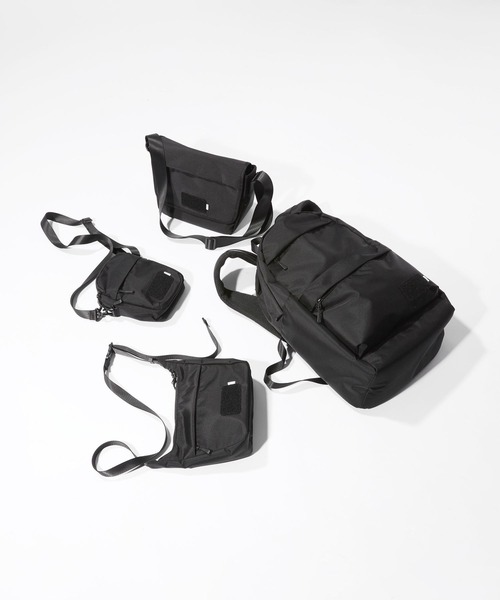 BAYFLOW（ベイフロー）の「【BLACK BAG COLLECTION】ミニポケットショルダーバッグ（ショルダーバッグ・メンズ・ブラック・FREE）」の11枚目の写真