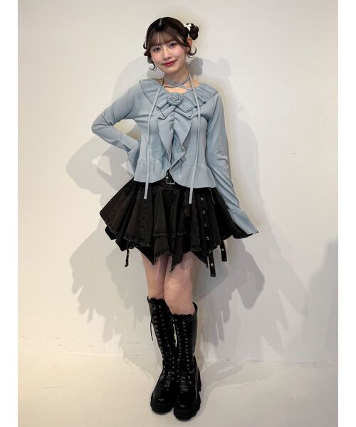 jouetie（ジュエティ）の「ラッフルフリルコサージュニット（ニット/セーター・レディース・ブラック/ブルー/ボルドー・MEDIUM）」の7枚目の写真