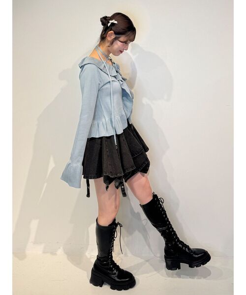 jouetie（ジュエティ）の「ラッフルフリルコサージュニット（ニット/セーター・レディース・ブラック/ブルー/ボルドー・MEDIUM）」の9枚目の写真