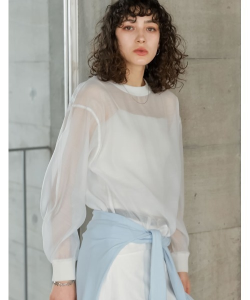 Re:EDIT（リエディ）の「[2026S/S COLLECTION]ソフトオーガンジーアウトステッチシアーリブプルオーバー（Tシャツ/カットソー・レディース・グレイッシュベージュ/アイボリー/ブラック・LARGE/MEDIUM）」の17枚目の写真