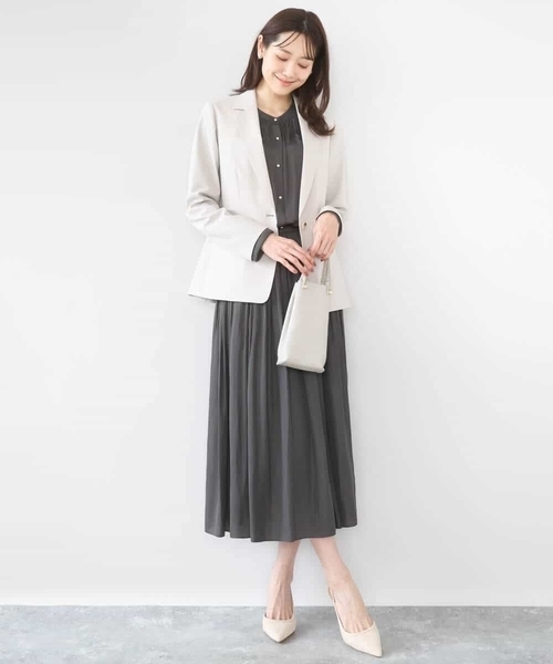 MK MICHEL KLEIN（エムケーミッシェルクラン）の「[イージーケア/洗える]ドライタッチストレッチ テーラードジャケット（テーラードジャケット・レディース・ネイビー/グレイッシュベージュ・38/40）」の12枚目の写真