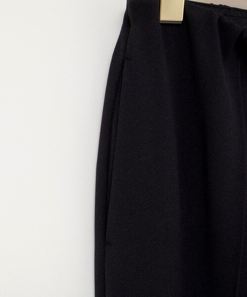 NOLLEY’S Sophi（ノーリーズソフィ）の「ウォッシャブルカットジョーゼットスリットパンツ（その他パンツ・レディース・オフホワイト/ブラック・36/38/34）」の9枚目の写真