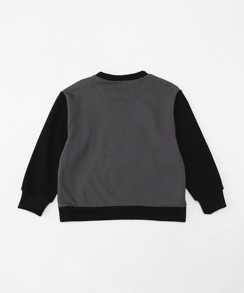 COMME CA ISM（コムサイズム）の「配色使いポケット付き 長袖トレーナー（スウェット・キッズ・チャコール・130cm/120cm/110cm/100cm/150cm/140cm）」の2枚目の写真