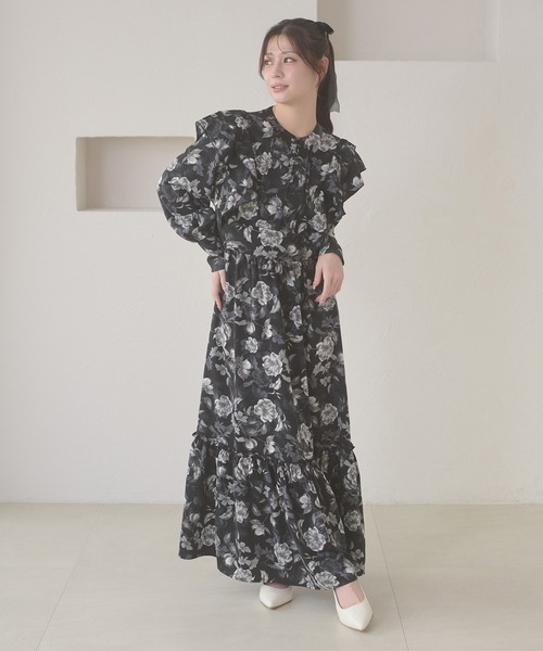 Ambre Neige(アンブルネージュ)の「flower ruffle frills long dress / ハナガララッフルフリルロングワンピース(ワンピース・レディース・アイボリー・FREE)」の14枚目の写真