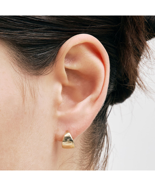 HEI(ヘイ)の「cones one-touch earring(ピアス(両耳用)・レディース・ホワイト/ゴールド・FREE)」の1枚目の写真