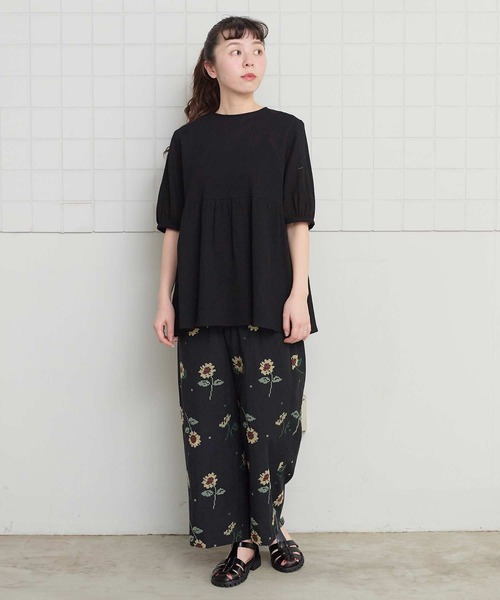 l'atelier du savon(アトリエドサボン)の「クロスステッチ ひまわり刺繍パンツ(その他パンツ・レディース・ブラック/アイボリー・FREE)」の15枚目の写真