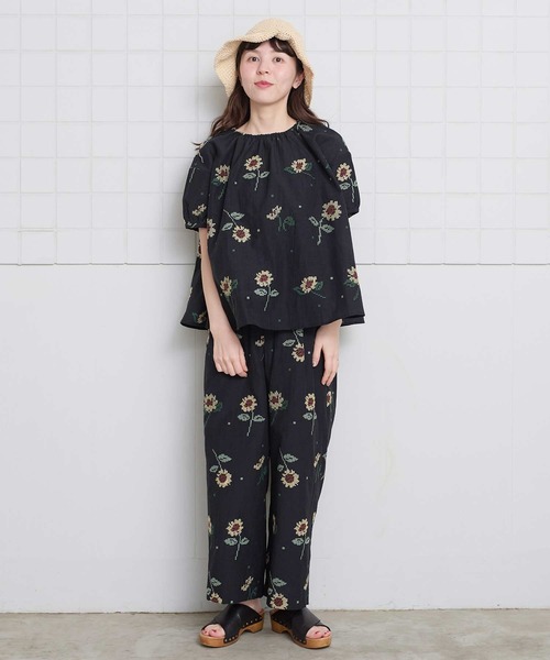 l'atelier du savon(アトリエドサボン)の「クロスステッチ ひまわり刺繍パンツ(その他パンツ・レディース・ブラック/アイボリー・FREE)」の17枚目の写真