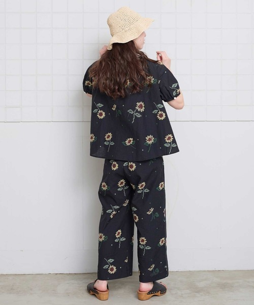l'atelier du savon(アトリエドサボン)の「クロスステッチ ひまわり刺繍パンツ(その他パンツ・レディース・ブラック/アイボリー・FREE)」の19枚目の写真