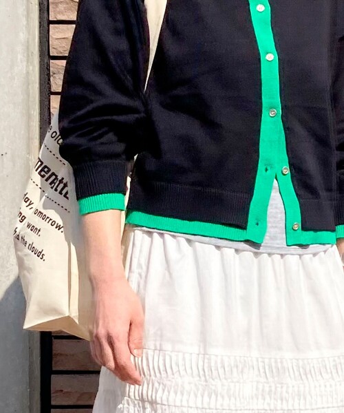 fredy couleur（フレディクルール）の「配色レイヤード風カーディガン（ニット/セーター・レディース・オフホワイト/ブラック/ピンク/ブラウン・38）」の9枚目の写真