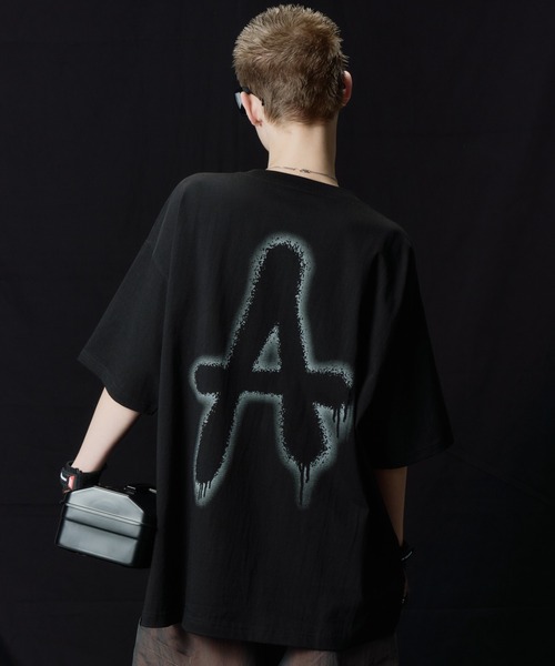 AIVER(アイバー)の「AIVER A S/S TEE(Tシャツ/カットソー・メンズ・ブラック/オフホワイト/チャコールグレー・SMALL/MEDIUM/LARGE)」の3枚目の写真