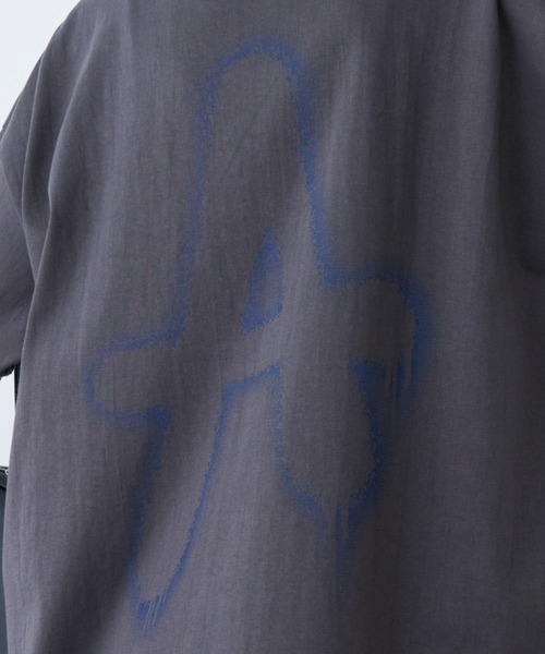 AIVER(アイバー)の「AIVER A S/S TEE(Tシャツ/カットソー・メンズ・ブラック/オフホワイト/チャコールグレー・SMALL/MEDIUM/LARGE)」の10枚目の写真