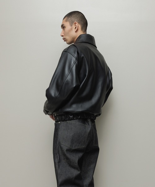 bal(バル)の「LEATHER FLIGHT BOMBER JACKET(ミリタリージャケット・メンズ・ブラック/ブラウン・3/2/1)」の5枚目の写真