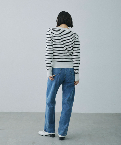 Mirette(ミレット)の「ウエストアジャスト セミワイドブルーデニム / Waist-Adjustable Semi-Wide Blue Denim Jeans(デニムパンツ・レディース・ブルー/ライトブルー・SMALL/LARGE/MEDIUM)」の4枚目の写真