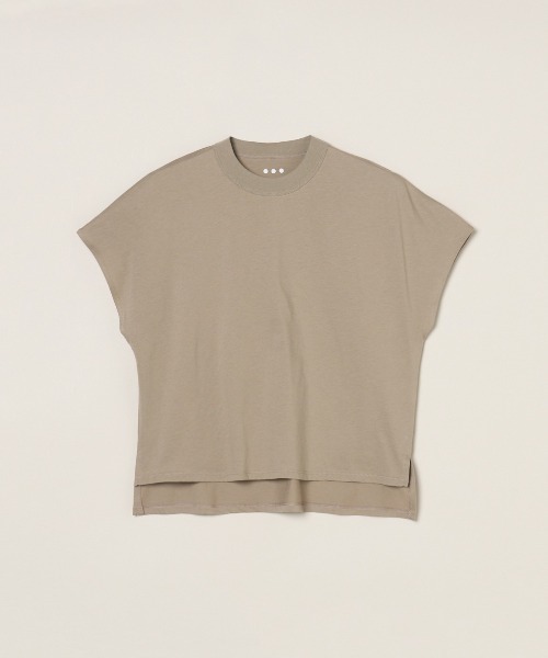 three dots(スリードッツ)の「ミルキージャージー フレンチスリーブTシャツ(Tシャツ/カットソー・レディース・ブラック/ホワイト系その他/ベージュ系その他・S/M)」の3枚目の写真
