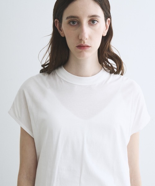 three dots(スリードッツ)の「ミルキージャージー フレンチスリーブTシャツ(Tシャツ/カットソー・レディース・ブラック/ホワイト系その他/ベージュ系その他・S/M)」の10枚目の写真