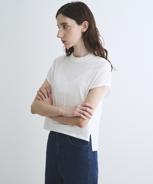 three dots(スリードッツ)の「ミルキージャージー フレンチスリーブTシャツ(Tシャツ/カットソー・レディース・ブラック/ホワイト系その他/ベージュ系その他・S/M)」の11枚目の写真