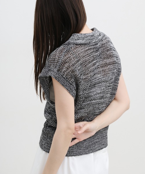 select MOCA(セレクトモカ)の「ノースリーブメッシュニットポロ(ニット/セーター・レディース・モカ/ベージュ/カーキ/ブラック・FREE)」の14枚目の写真