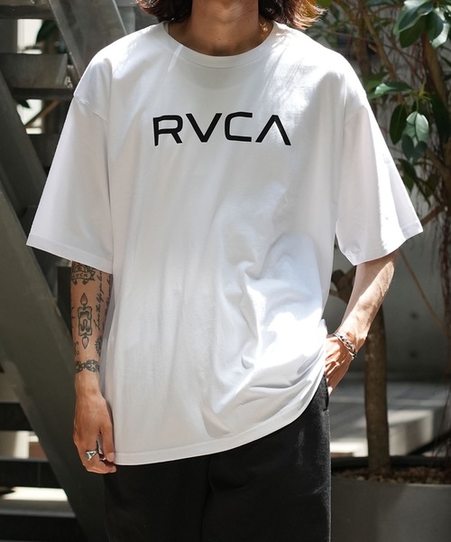 RVCA（ルーカ）の「RVCA メンズ DAY DREAM RVCA SS Tシャツ 【2026年春夏モデル】（Tシャツ/カットソー・メンズ・ブラック/カーキ/ホワイト/ネイビー・SMALL/MEDIUM/X-LARGE/LARGE）」の2枚目の写真