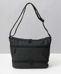 still black. - V - A4 ワンショルダーバッグ still black. - V - A4